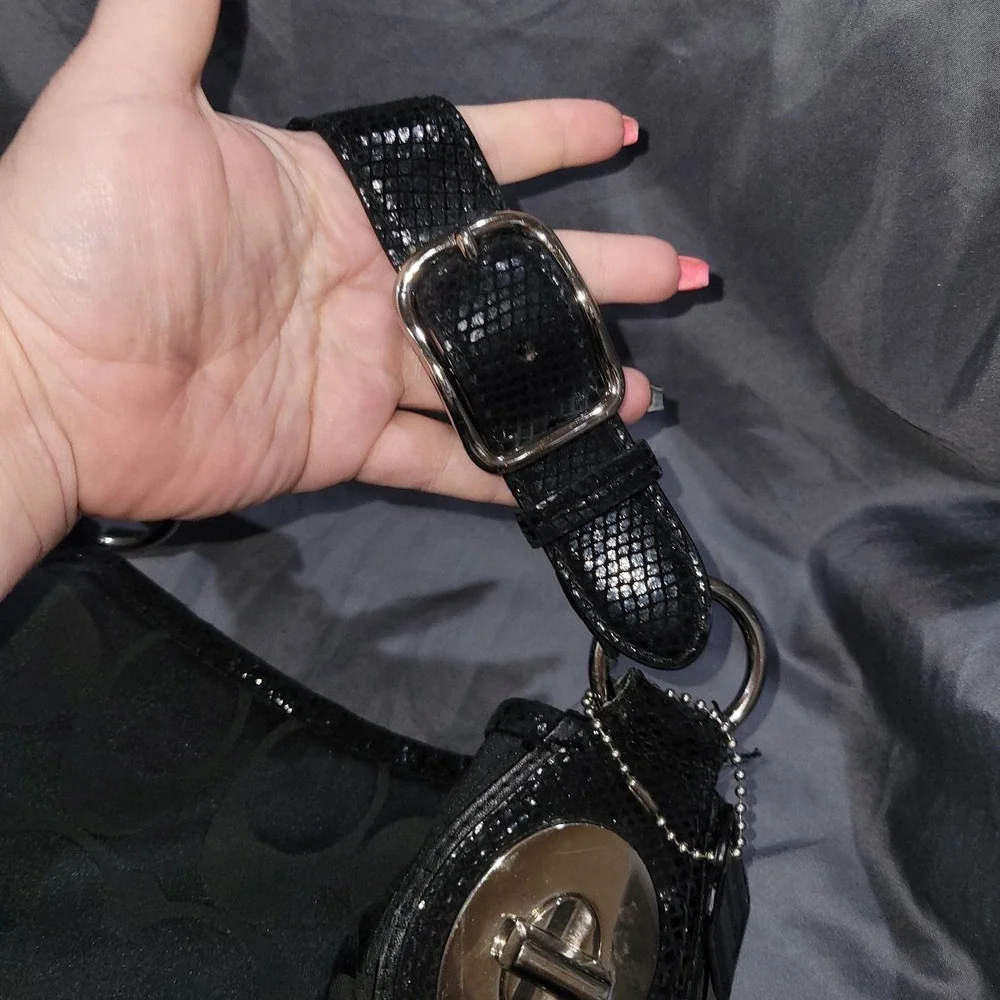 Coach Peyton Trim Signature Black Tote Bag Shoulder Purse Python